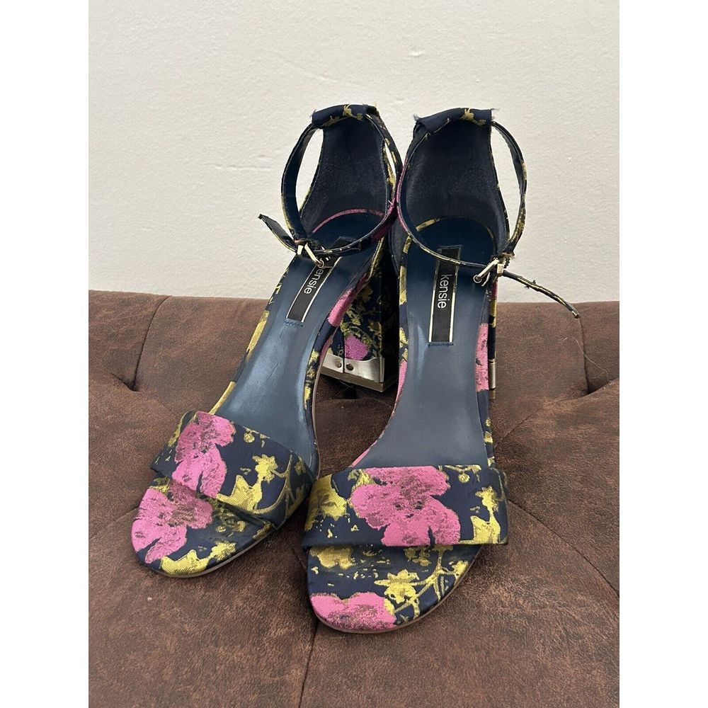 Kensie Women's Sahar High Heel Sandals Size 7.5M Navy Floral Ankle Strap Heeled